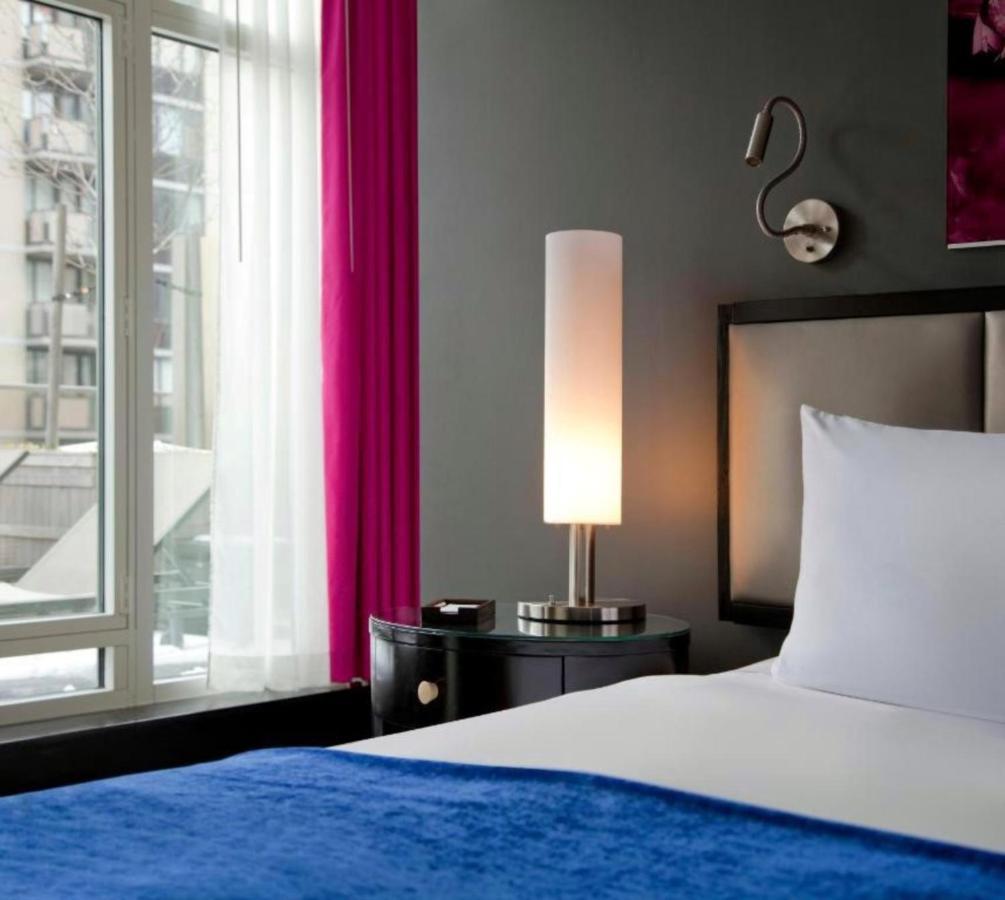 Royalton Park Avenue Hotel New York City Exterior photo A bedroom at the Hotel Indigo