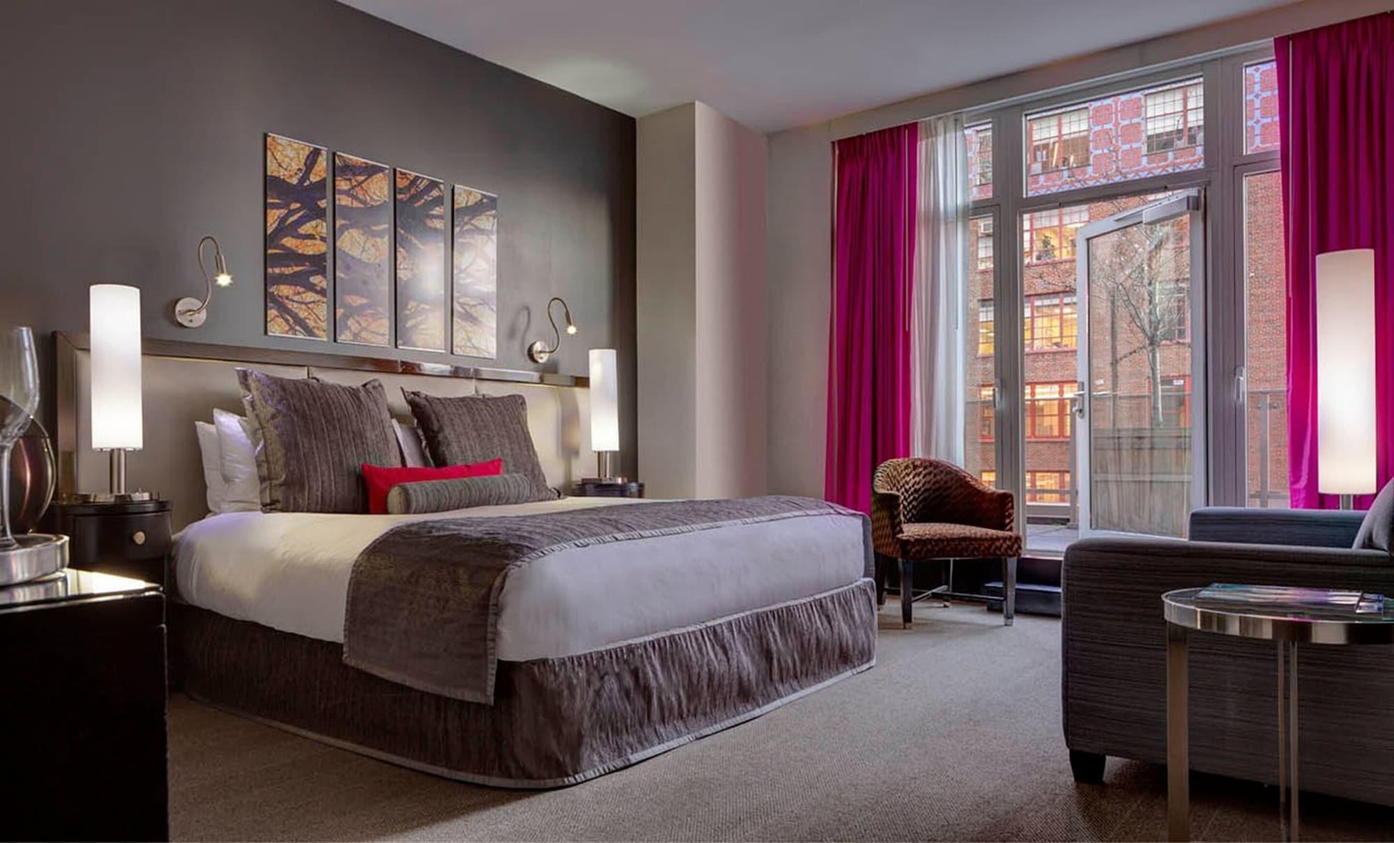 Royalton Park Avenue Hotel New York City Exterior photo A bedroom at the Hotel Commonwealth